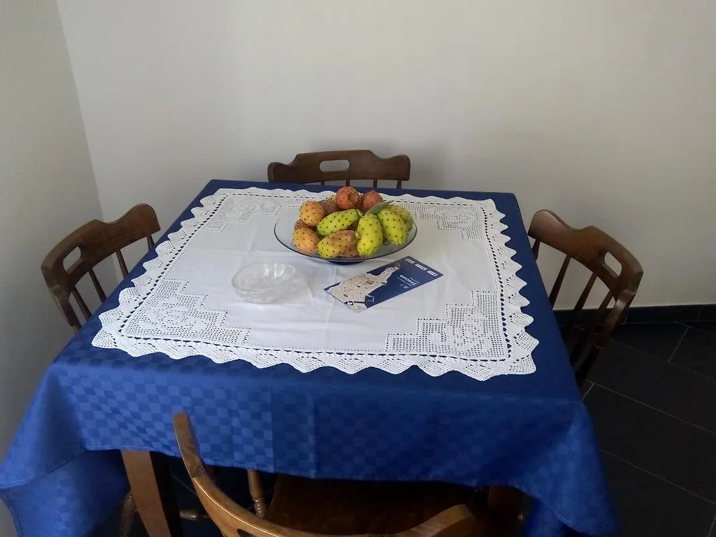 Case Vacanze Alice E Salvo Avola